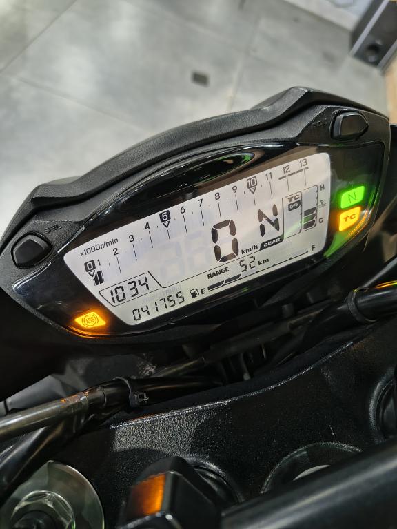 SUZUKI GSX-S 750 - Foto