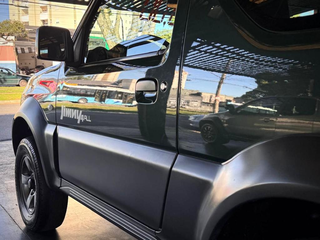 SUZUKI Jimny - Foto