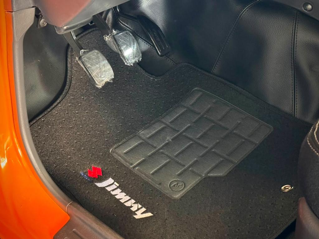 SUZUKI Jimny - Foto