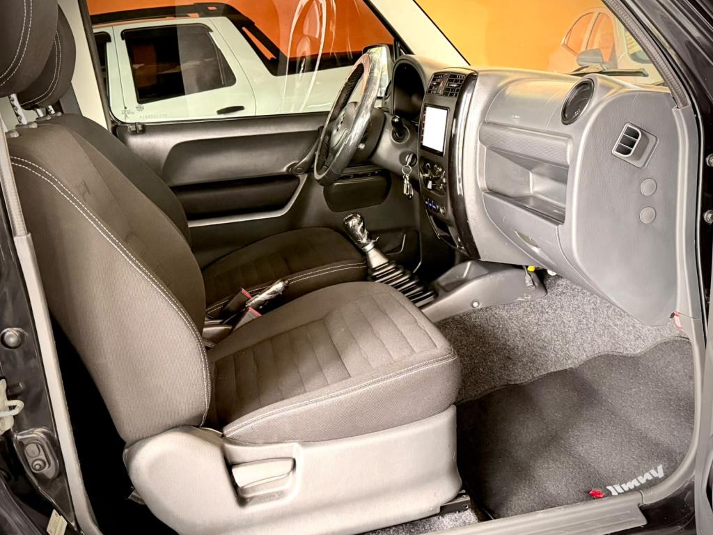 SUZUKI Jimny - Foto