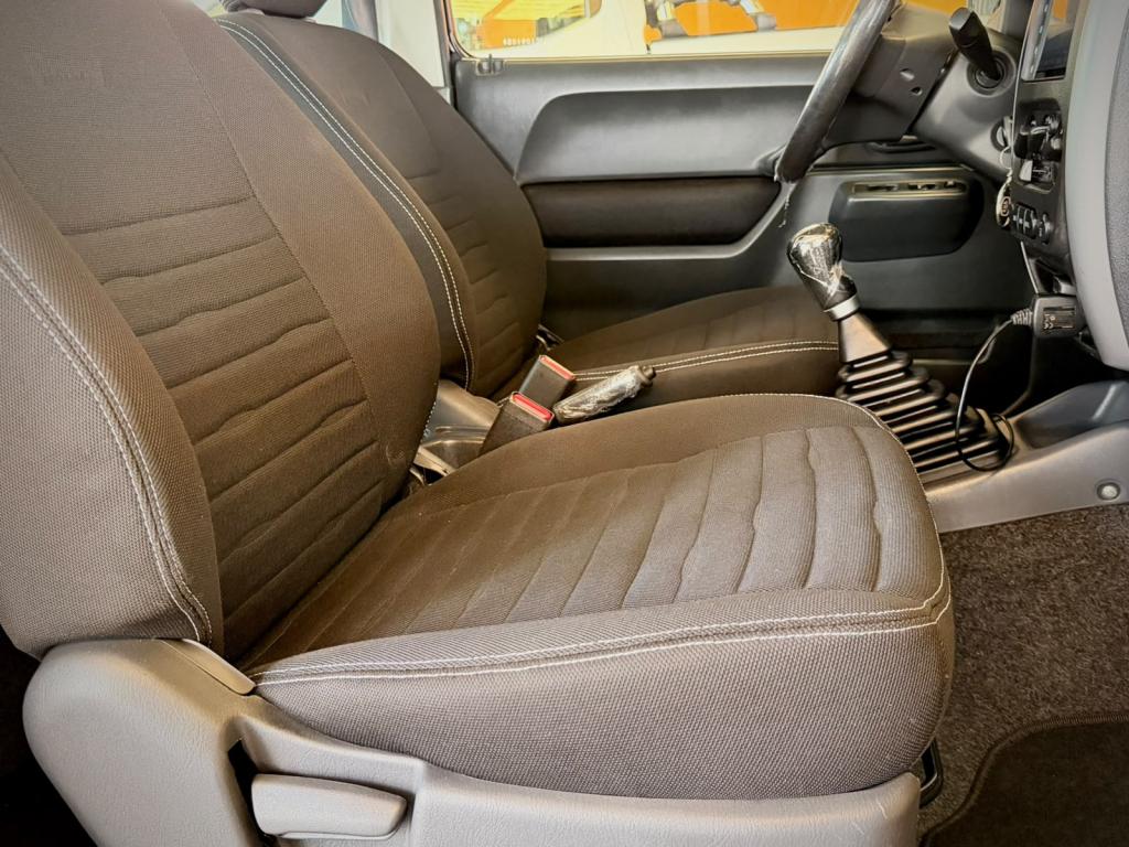 SUZUKI Jimny - Foto
