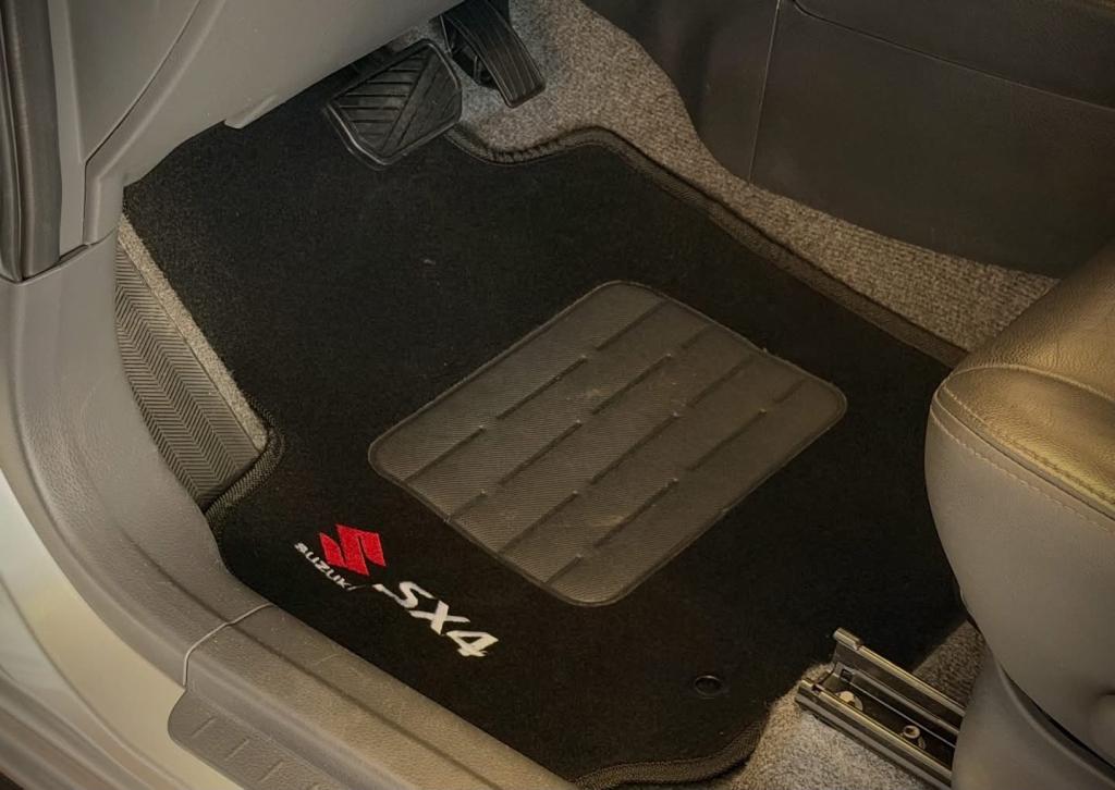 SUZUKI S Cross - Foto