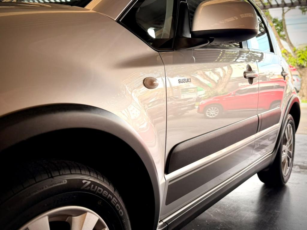 SUZUKI SX4 - Foto