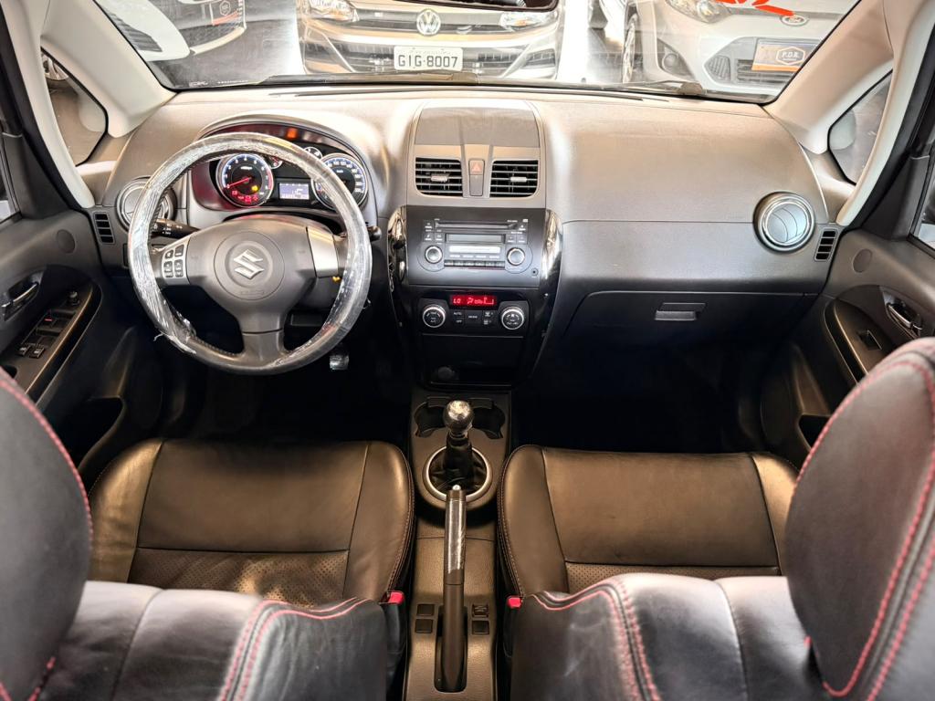 SUZUKI SX4 - Foto