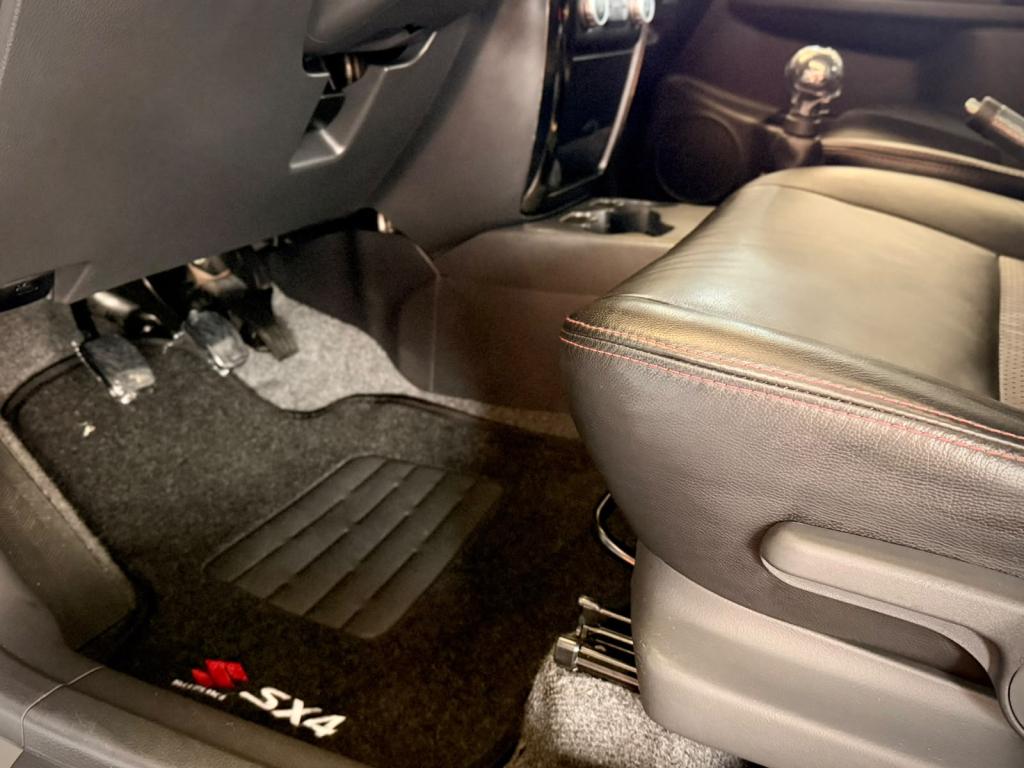 SUZUKI SX4 - Foto