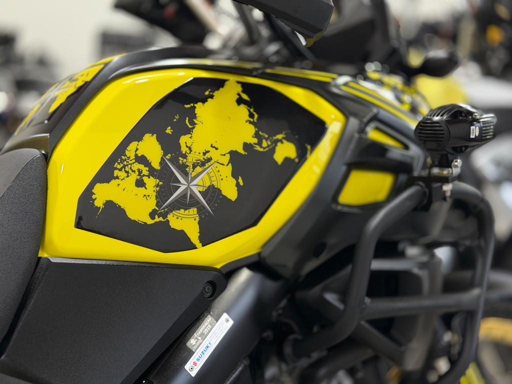 SUZUKI V-Strom DL 1000 - Foto
