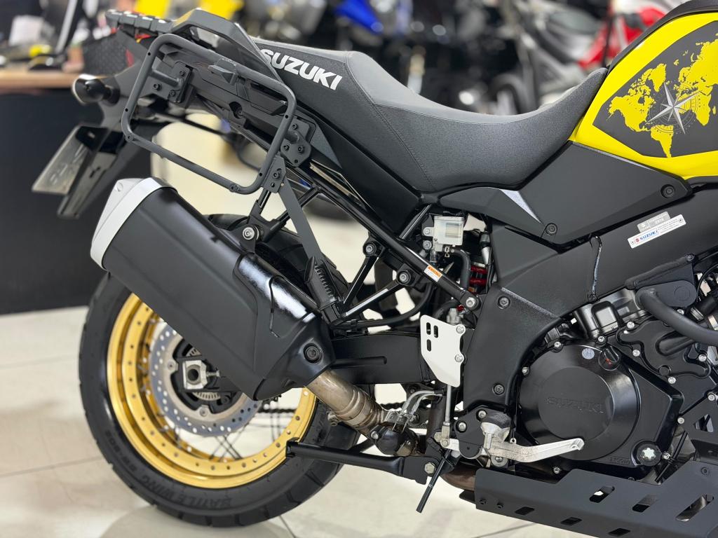 SUZUKI V-Strom DL 1000 - Foto