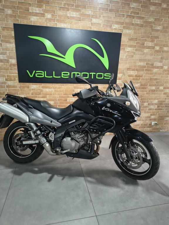 SUZUKI V-Strom DL 1000 - Foto