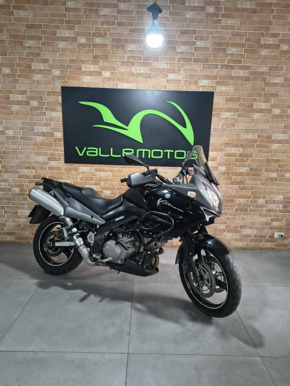 SUZUKI V-Strom DL 1000 - Foto