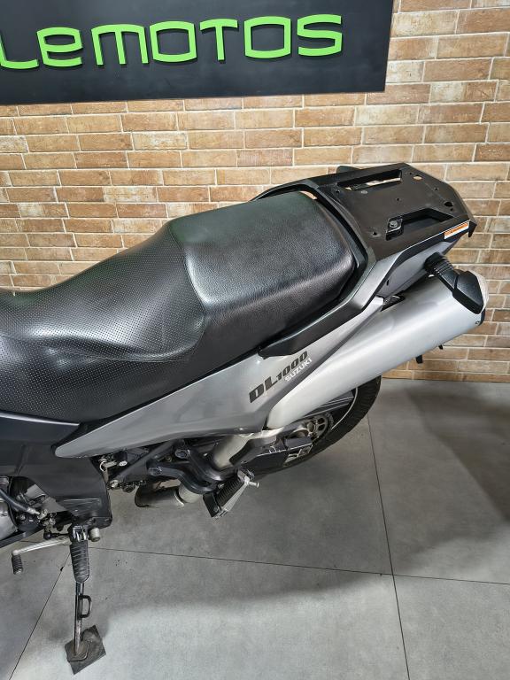 SUZUKI V-Strom DL 1000 - Foto