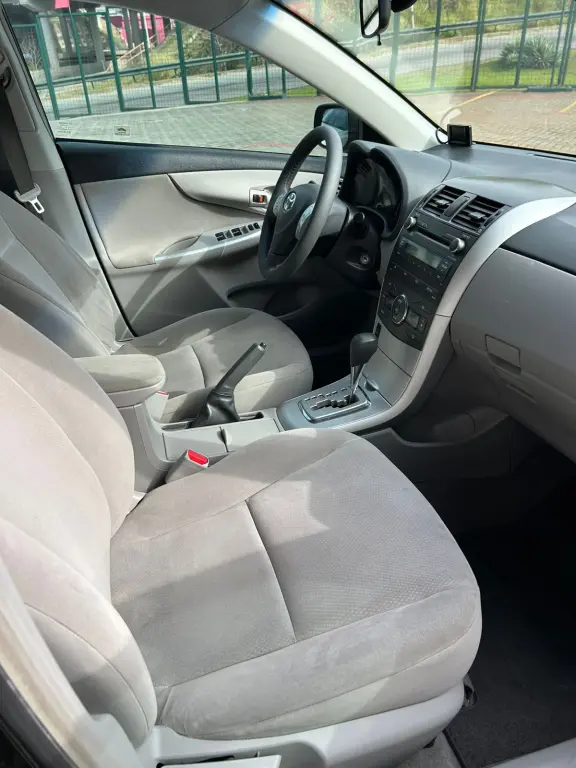 TOYOTA Corolla - Foto