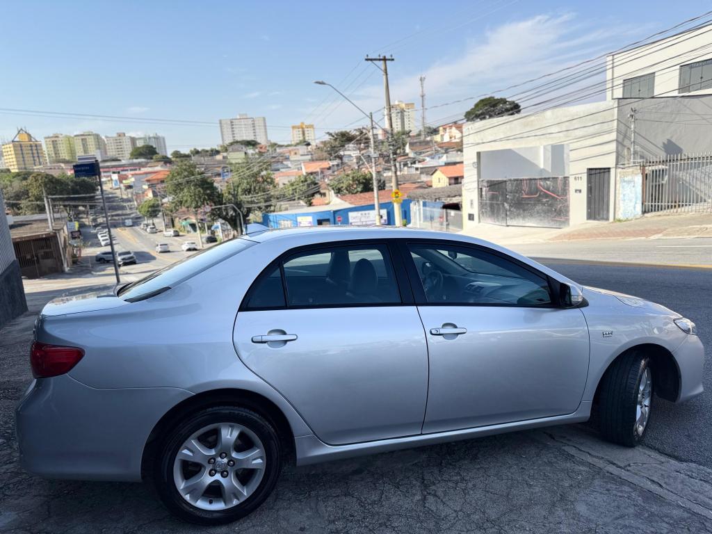 TOYOTA Corolla - Miniatura