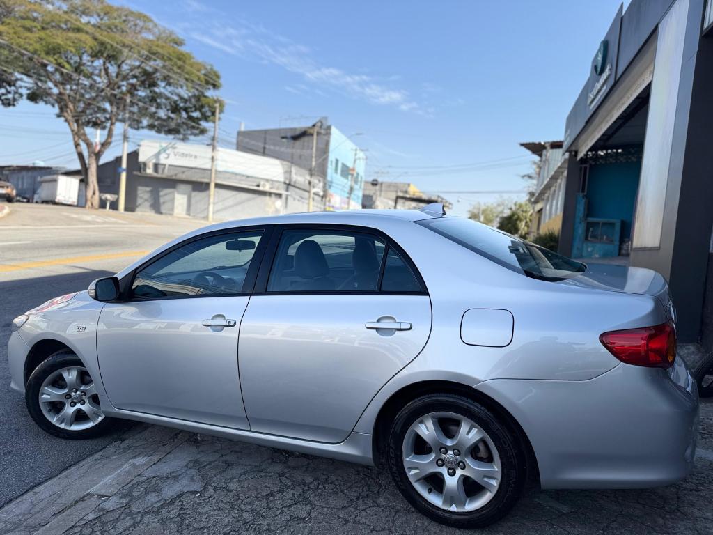 TOYOTA Corolla - Miniatura