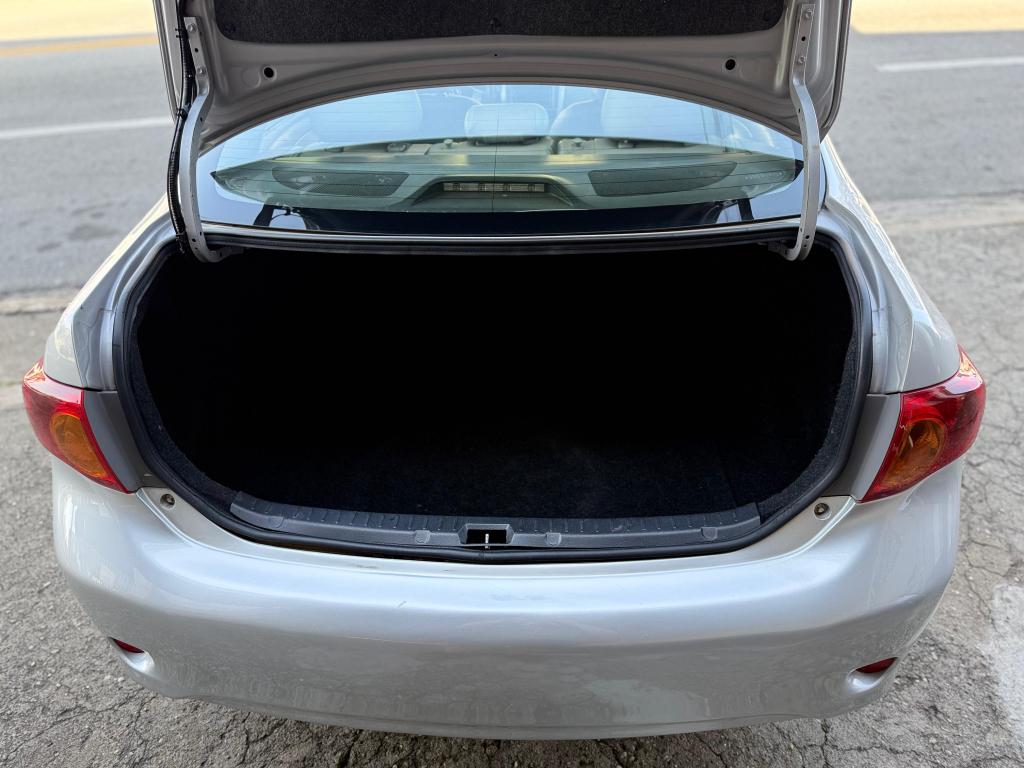 TOYOTA Corolla - Miniatura