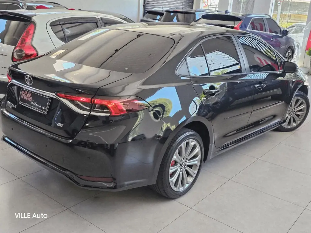 TOYOTA Corolla - Foto