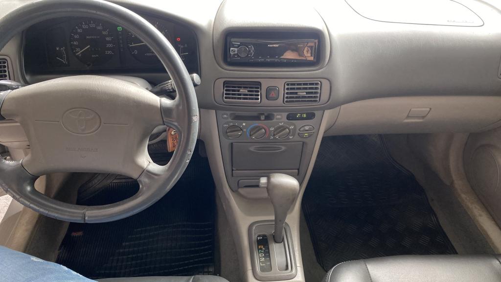 TOYOTA Corolla - Foto