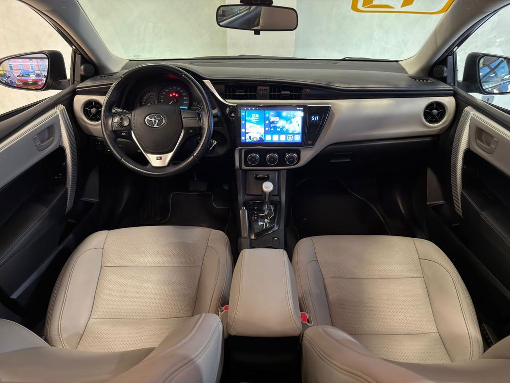 TOYOTA Corolla - Foto