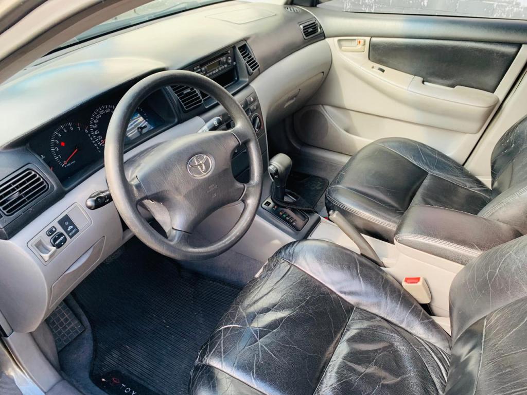 TOYOTA Corolla - Foto