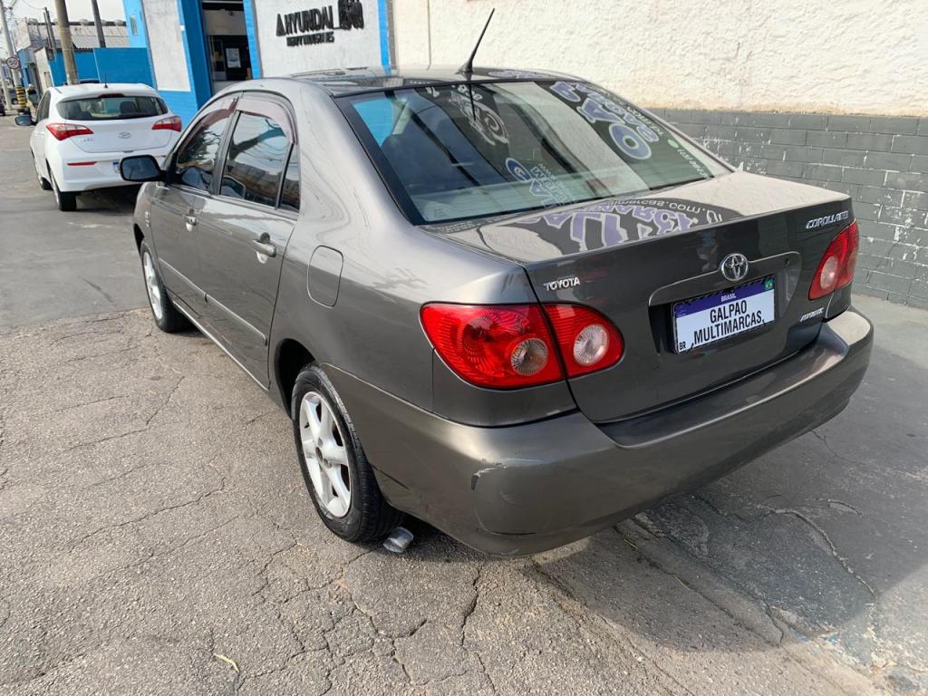 TOYOTA Corolla - Foto