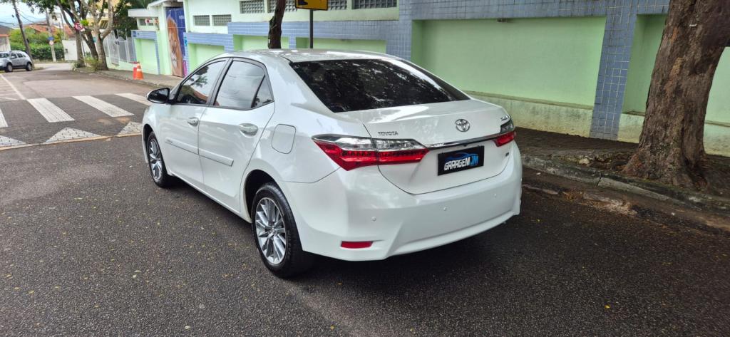 TOYOTA Corolla - Foto