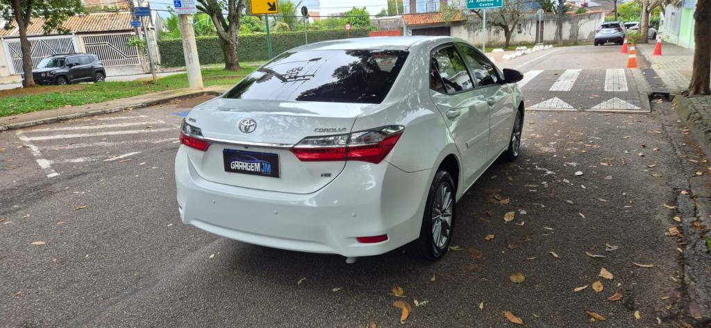 TOYOTA Corolla - Foto