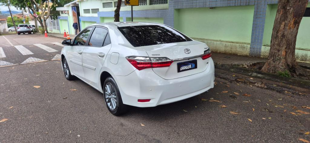 TOYOTA Corolla - Foto