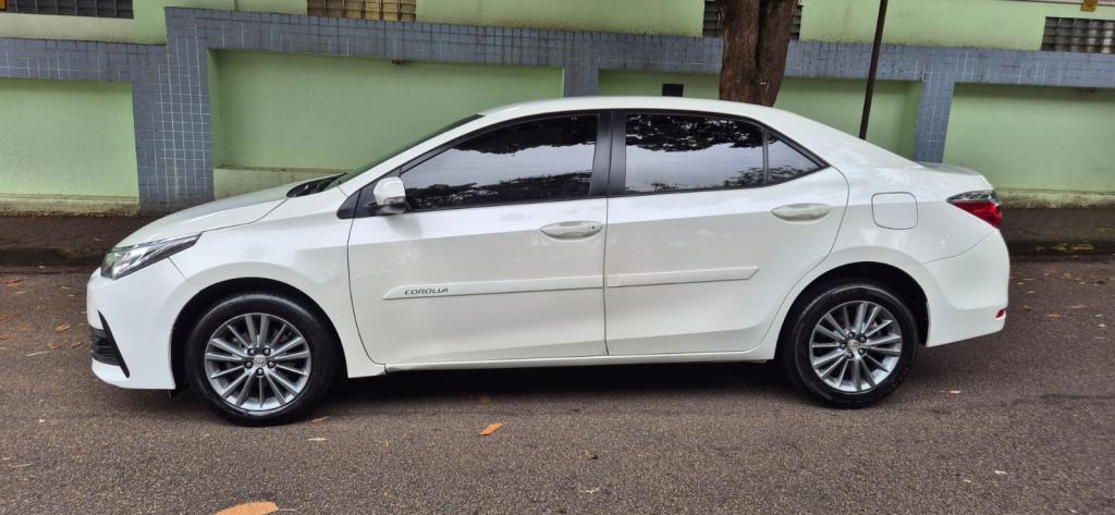 TOYOTA Corolla - Foto