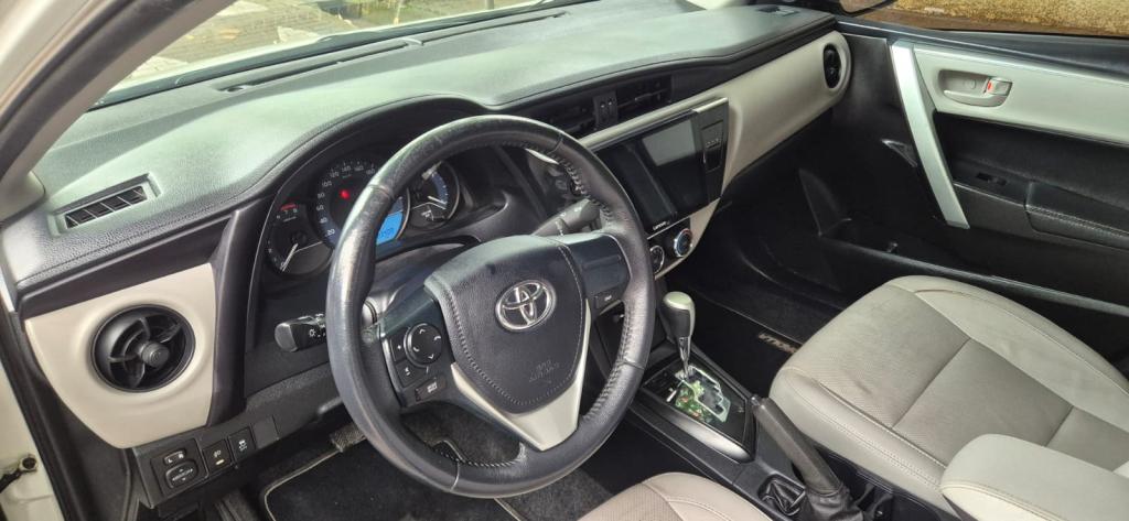 TOYOTA Corolla - Foto