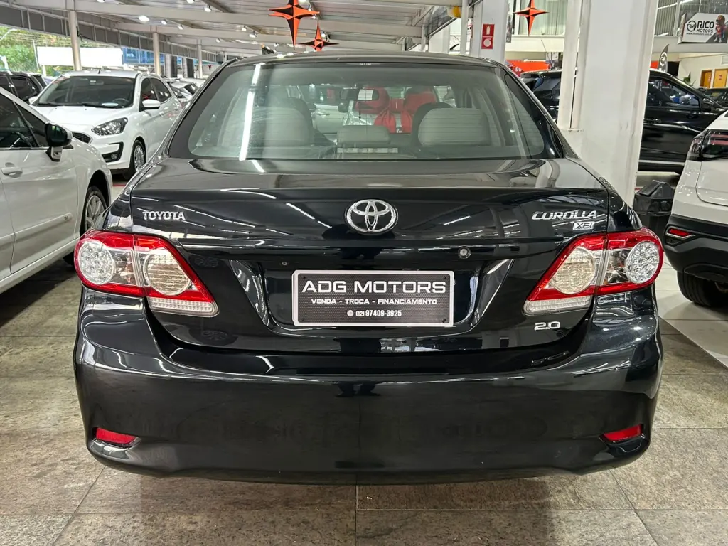 TOYOTA Corolla - Foto