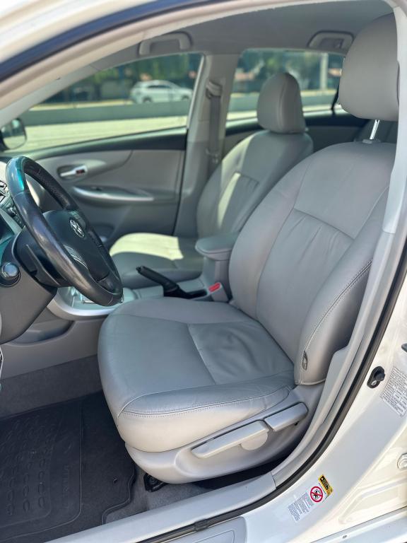 TOYOTA Corolla - Foto