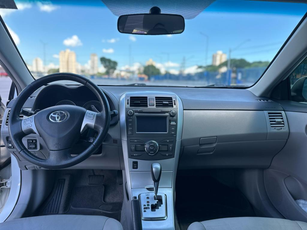 TOYOTA Corolla - Foto