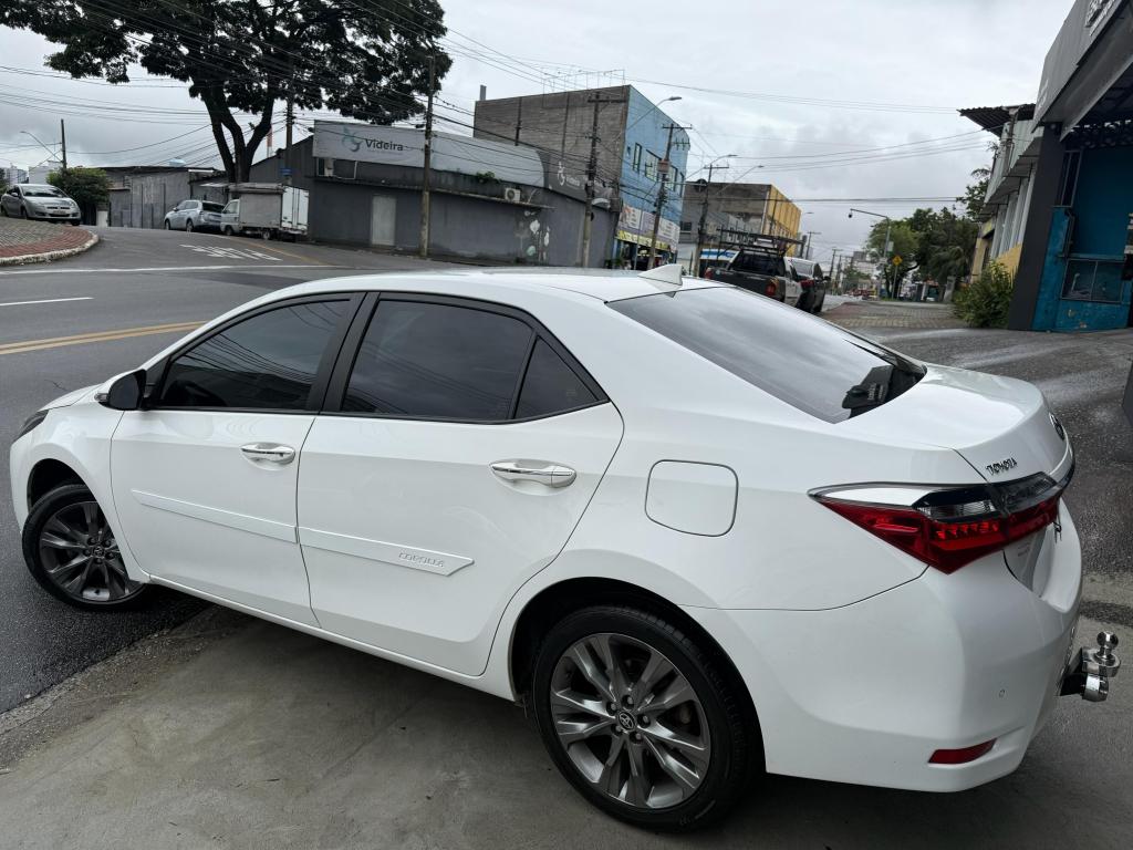 TOYOTA Corolla - Foto