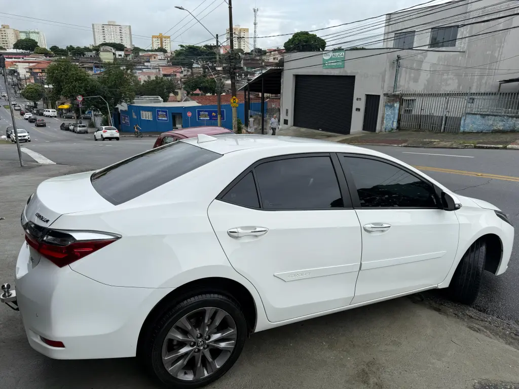 TOYOTA Corolla - Foto