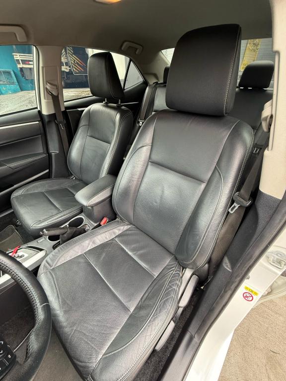 TOYOTA Corolla - Foto