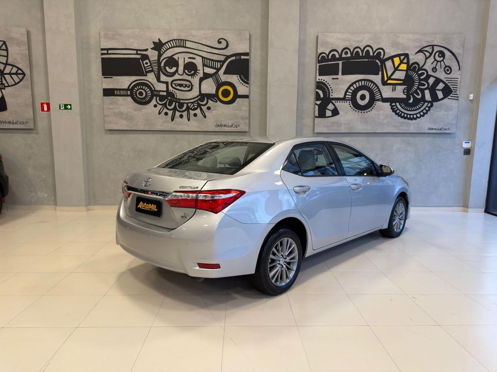 TOYOTA Corolla - Foto