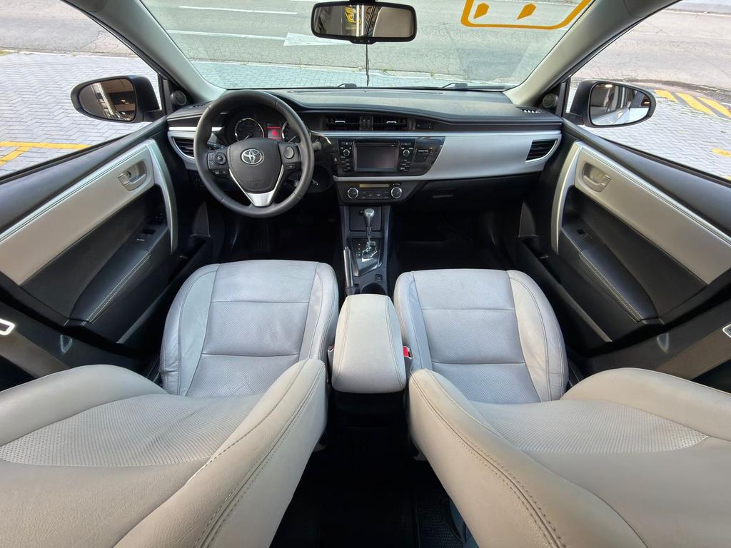 TOYOTA Corolla - Foto