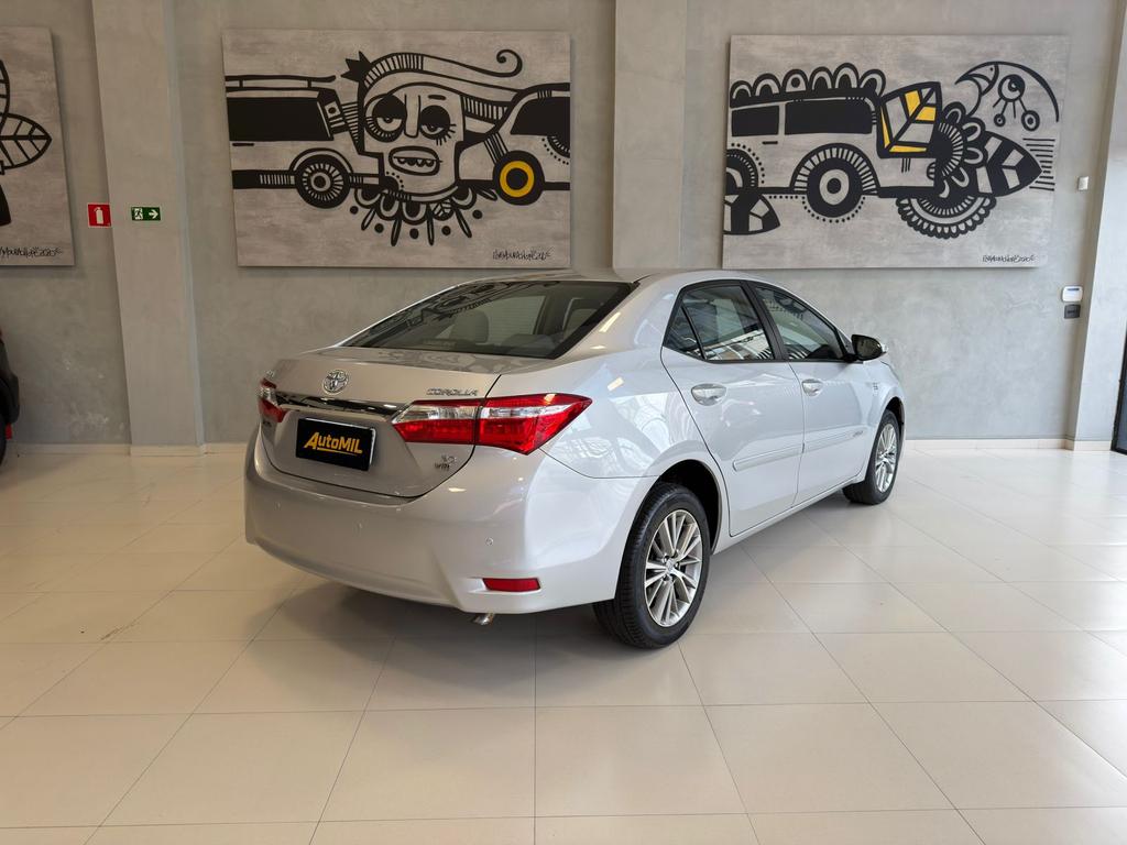 TOYOTA Corolla - Foto