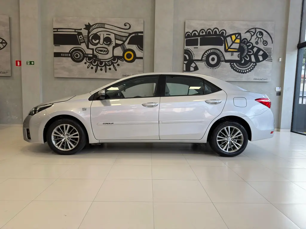 TOYOTA Corolla - Foto