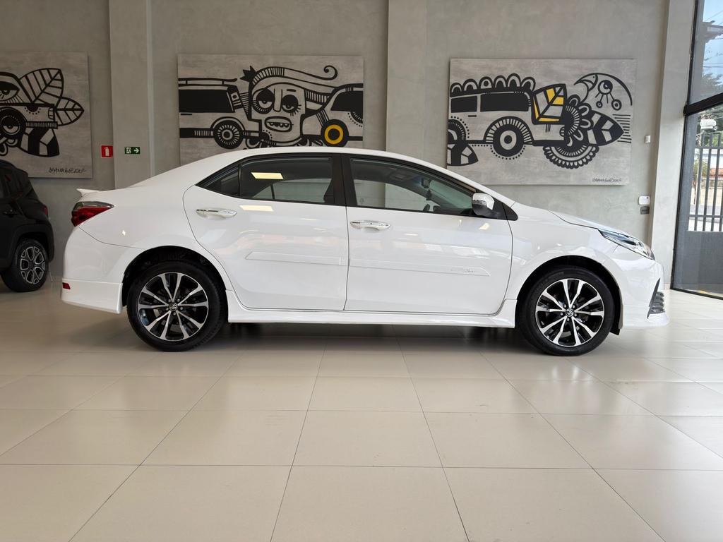 TOYOTA Corolla - Foto