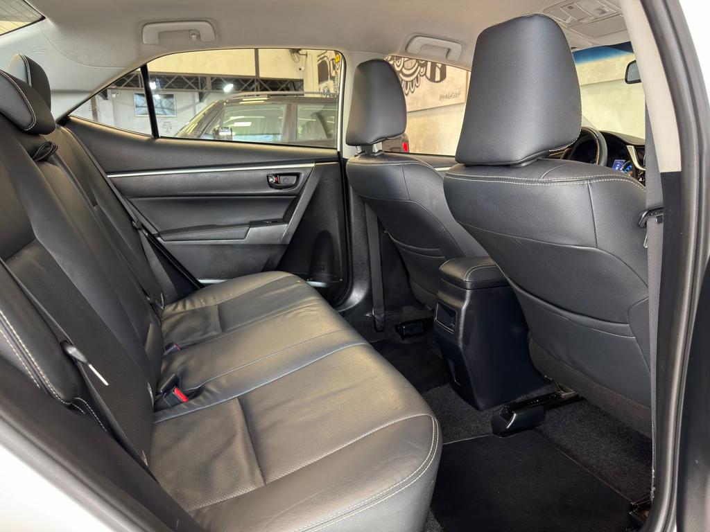 TOYOTA Corolla - Foto