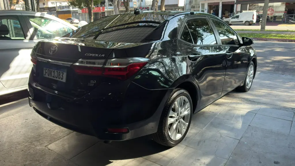 TOYOTA Corolla - Foto