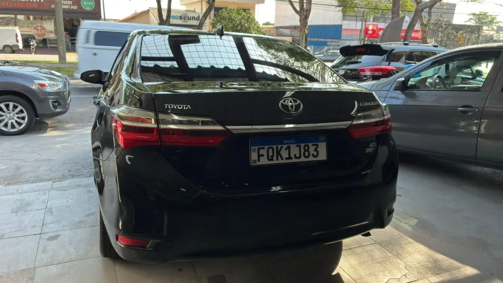 TOYOTA Corolla - Foto