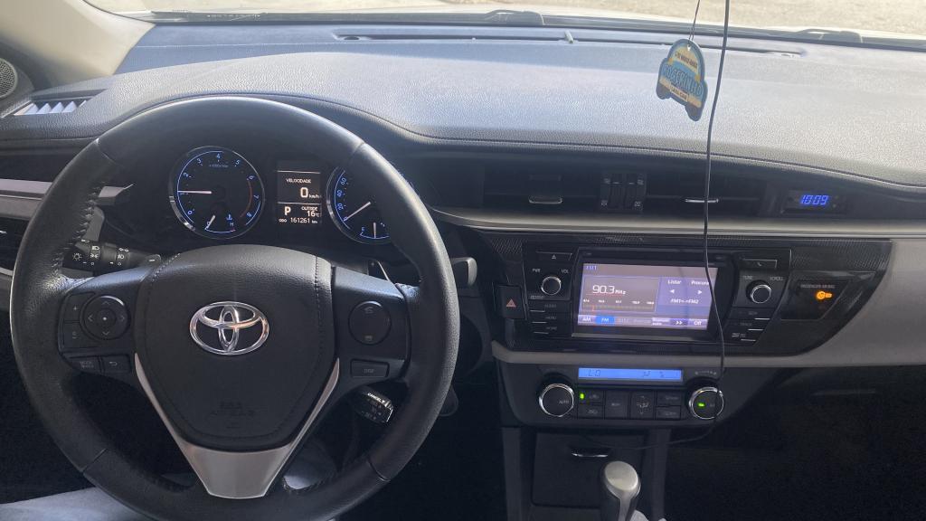 TOYOTA Corolla - Foto