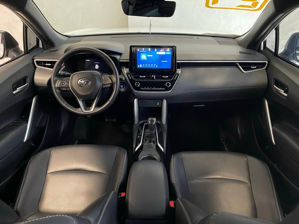 TOYOTA Corolla Cross - Foto
