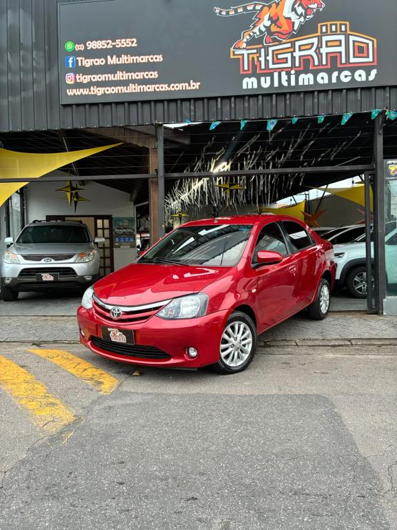 TOYOTA Etios Sedan - Foto