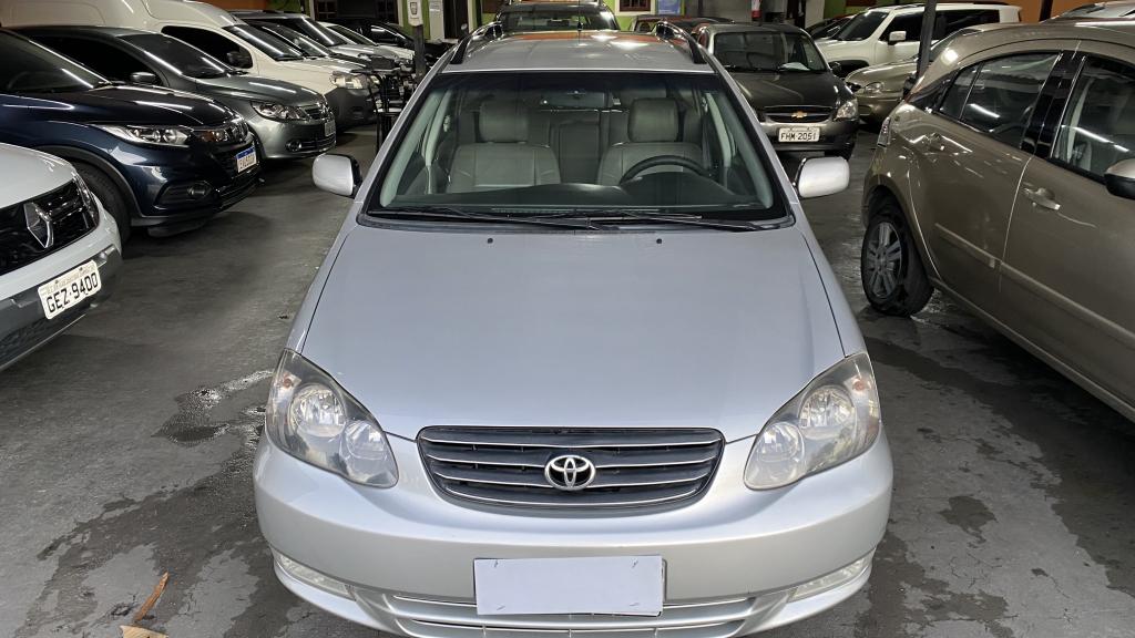 TOYOTA Fielder - Foto