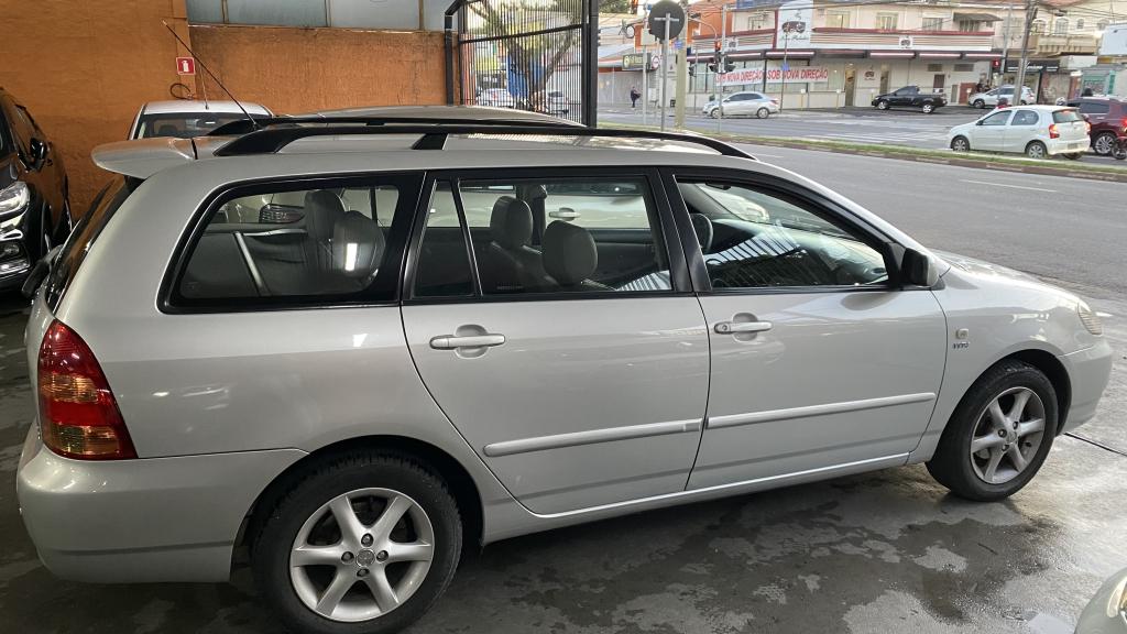 TOYOTA Fielder - Foto