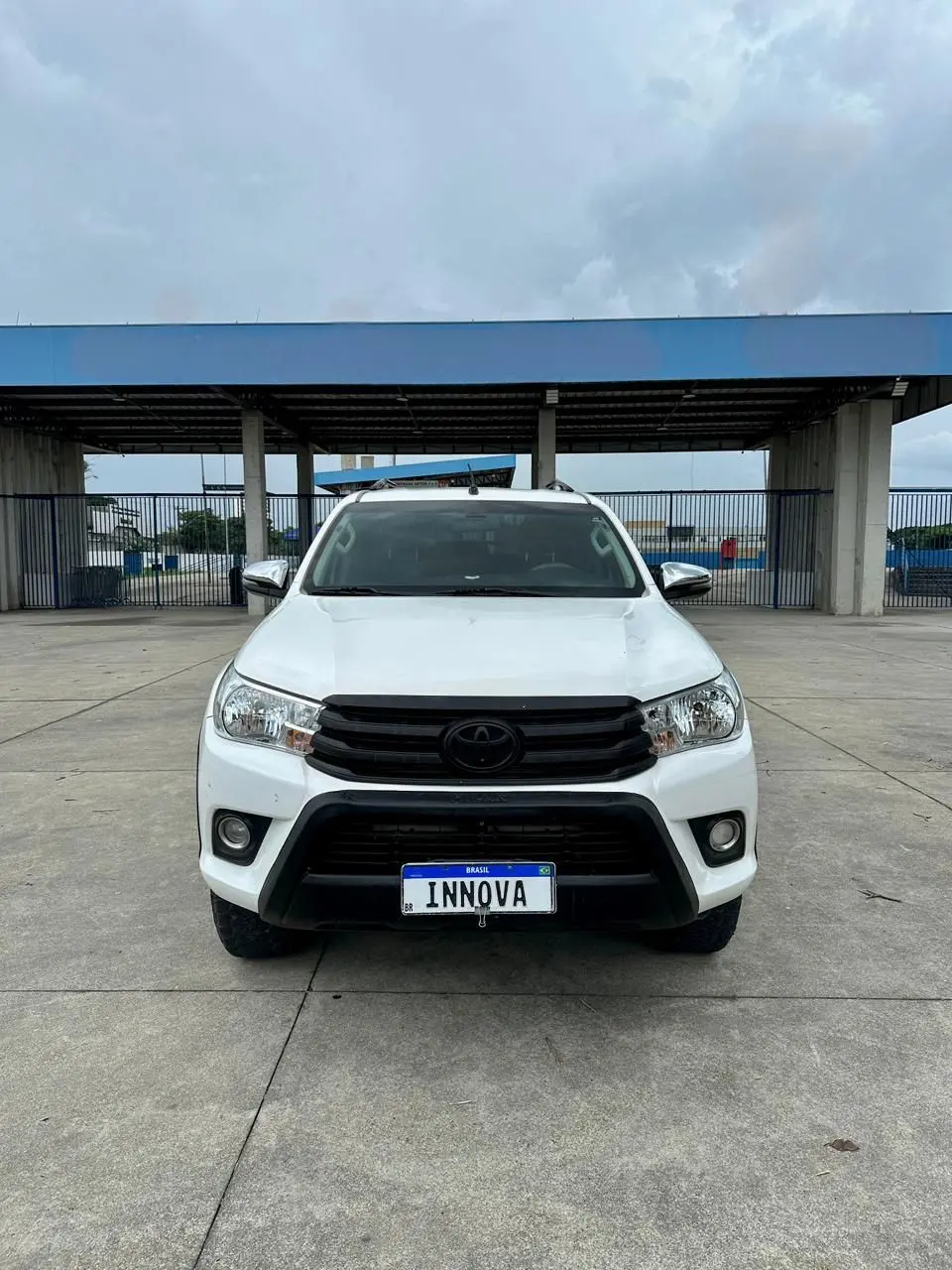 TOYOTA Hilux - Foto