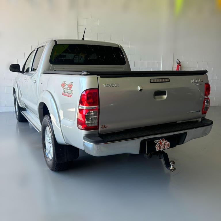 TOYOTA Hilux Caminhonete - Foto