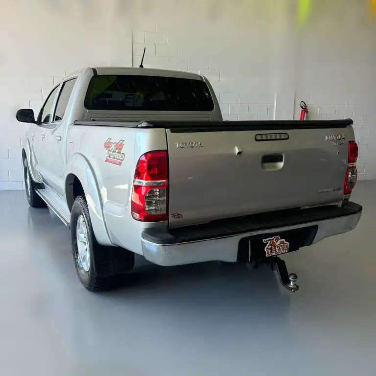 TOYOTA Hilux Caminhonete - Foto